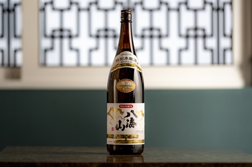 八海山 特別本醸造